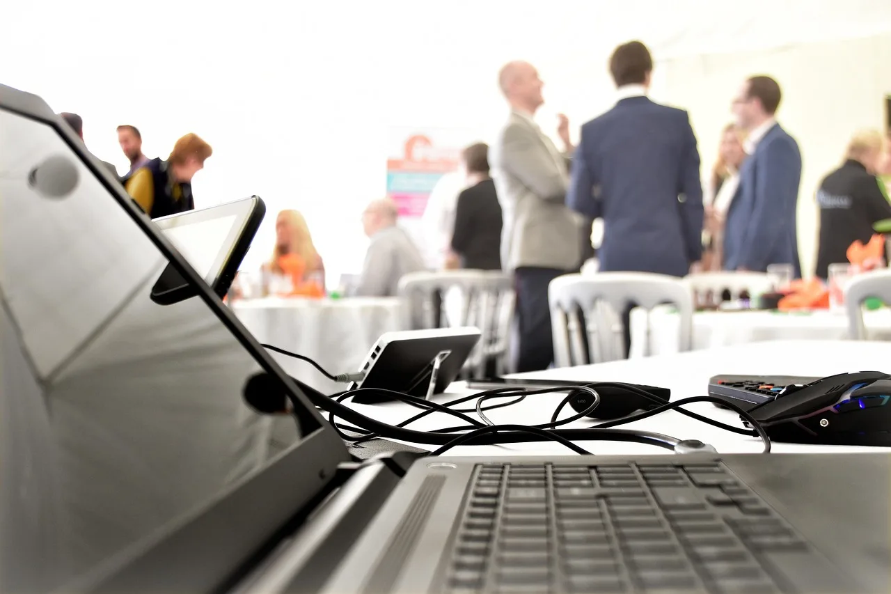 laptop, conference, presentation, seminar, professional, people, meeting, business, computer, business meeting, talking, discussion, working, men, communication, seminar, seminar, seminar, seminar, seminar, business meeting, business meeting, discussion